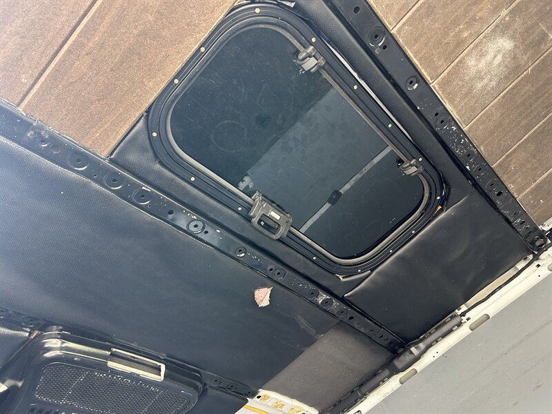 2017 Mercedes-Benz Sprinter 2500 - Photo 16 - Oklahoma City, OK 73112