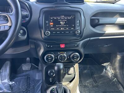 2017 Jeep Renegade Limited - Photo 11 - Oklahoma City, OK 73112