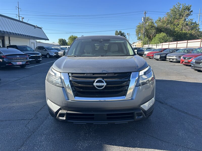 2024 Nissan Pathfinder SV - Photo 2 - Oklahoma City, OK 73112