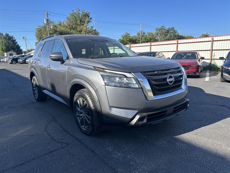 2024 Nissan Pathfinder SV - Photo 3 - Oklahoma City, OK 73112