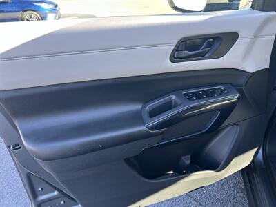 2024 Nissan Pathfinder SV - Photo 7 - Oklahoma City, OK 73112