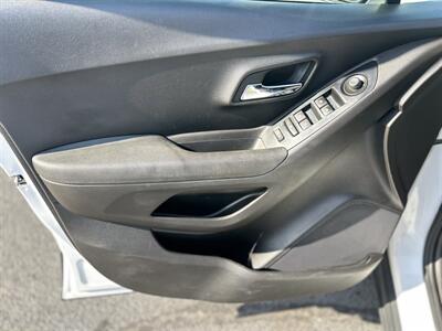 2015 Chevrolet Trax LT - Photo 10 - Oklahoma City, OK 73112