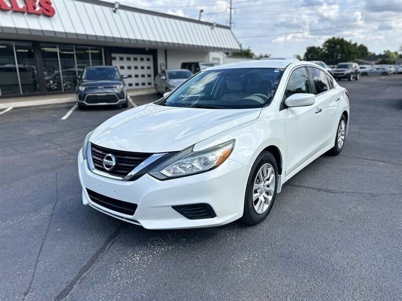 2017 Nissan Altima 2.5   - Photo 1 - Oklahoma City, OK 73112