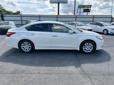 2017 Nissan Altima 2.5 - Photo 5 - Oklahoma City, OK 73112