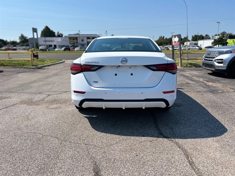 2020 Nissan Sentra S - Photo 6 - Oklahoma City, OK 73112