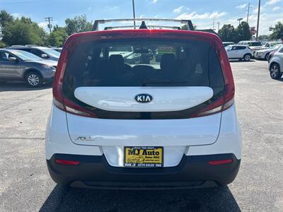 2020 Kia Soul LX   - Photo 6 - Oklahoma City, OK 73112