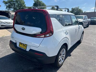 2020 Kia Soul LX   - Photo 3 - Oklahoma City, OK 73112