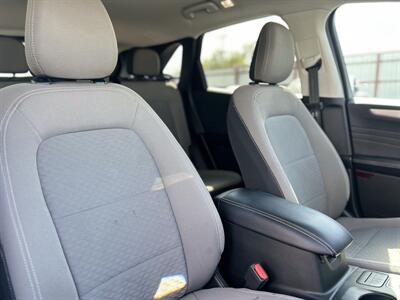 2022 Ford Escape SE   - Photo 19 - Oklahoma City, OK 73112