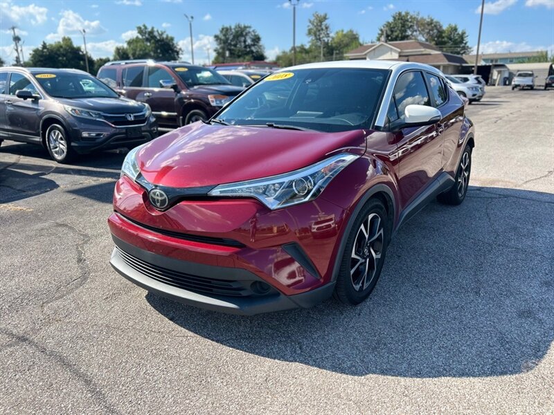 2018 Toyota C-HR XLE   - Photo 1 - Oklahoma City, OK 73112