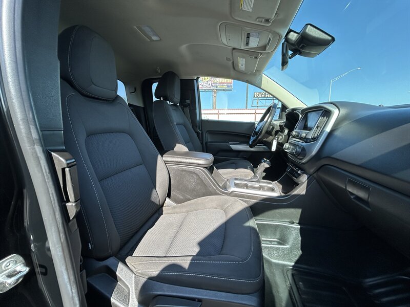 2021 Chevrolet Colorado LT - Photo 15 - Oklahoma City, OK 73112