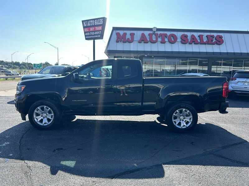 2021 Chevrolet Colorado LT - Photo 2 - Oklahoma City, OK 73112