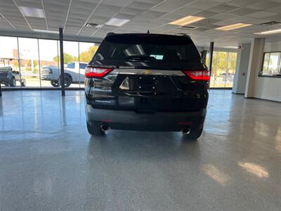 2021 Chevrolet Traverse LS   - Photo 4 - Oklahoma City, OK 73112