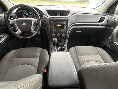 2017 Chevrolet Traverse LT - Photo 17 - Oklahoma City, OK 73112