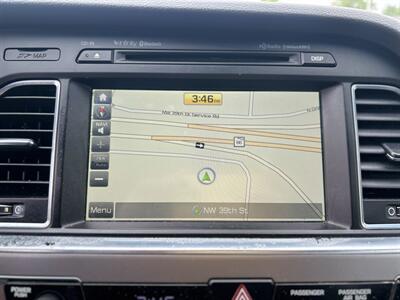 2016 Hyundai SONATA Hybrid Limited   - Photo 11 - Oklahoma City, OK 73112