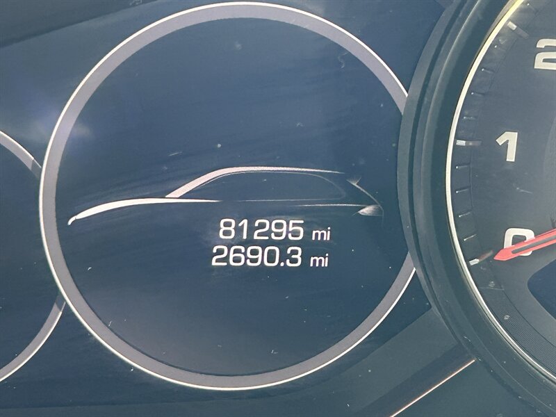 2019 Porsche Cayenne S - Photo 10 - Oklahoma City, OK 73112