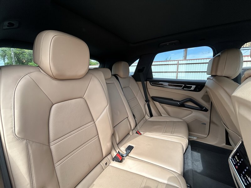 2019 Porsche Cayenne S - Photo 19 - Oklahoma City, OK 73112