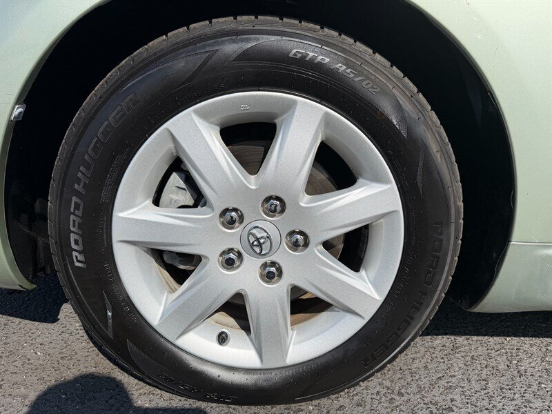 2006 Toyota Avalon XL - Photo 6 - Oklahoma City, OK 73112