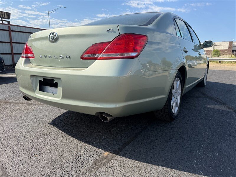 2006 Toyota Avalon XL   - Photo 1 - Oklahoma City, OK 73112