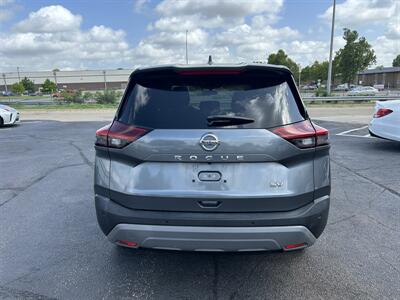 2021 Nissan Rogue SV - Photo 7 - Oklahoma City, OK 73112