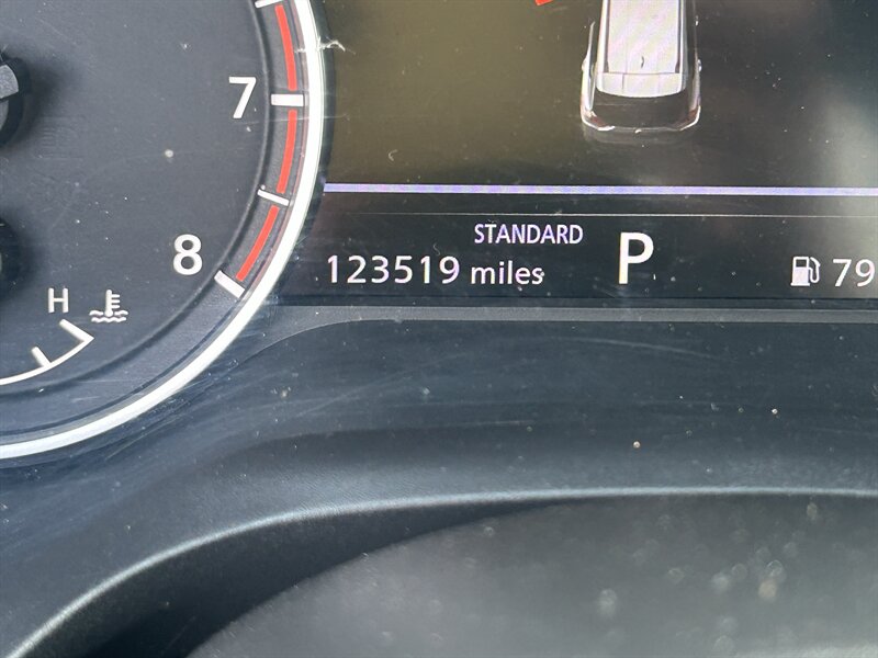 2021 Nissan Rogue SV - Photo 12 - Oklahoma City, OK 73112
