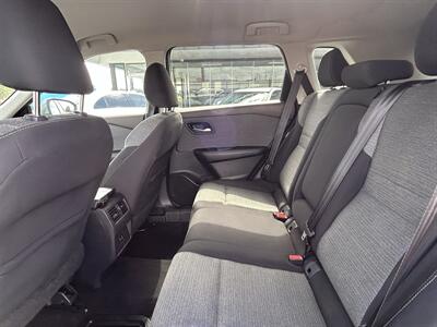 2021 Nissan Rogue SV - Photo 17 - Oklahoma City, OK 73112