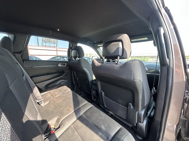 2020 Jeep Grand Cherokee Laredo - Photo 21 - Oklahoma City, OK 73112