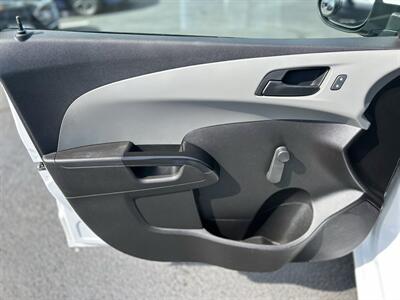 2019 Chevrolet Sonic LT Auto Fleet   - Photo 10 - Oklahoma City, OK 73112