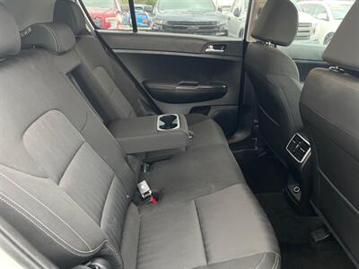 2021 Kia Sportage LX   - Photo 18 - Oklahoma City, OK 73112