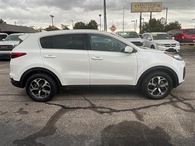 2021 Kia Sportage LX   - Photo 9 - Oklahoma City, OK 73112