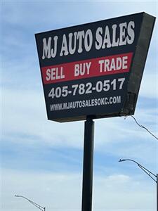 2011 BMW Z4 sDrive30i   - Photo 16 - Oklahoma City, OK 73112