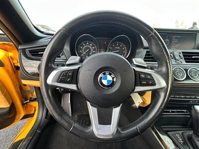 2011 BMW Z4 sDrive30i   - Photo 9 - Oklahoma City, OK 73112