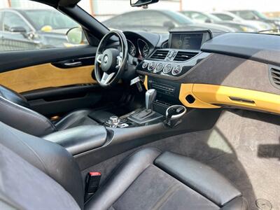 2011 BMW Z4 sDrive30i   - Photo 13 - Oklahoma City, OK 73112