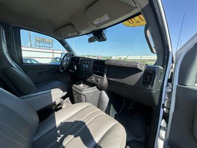 2020 Chevrolet Express 2500   - Photo 21 - Oklahoma City, OK 73112