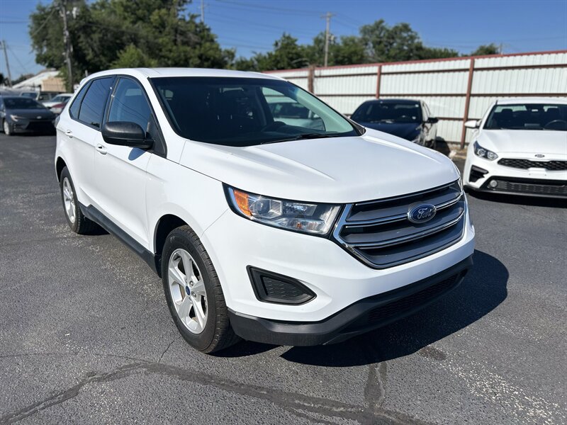 2018 Ford Edge SE - Photo 4 - Oklahoma City, OK 73112