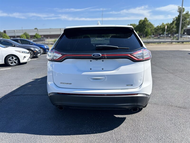 2018 Ford Edge SE - Photo 7 - Oklahoma City, OK 73112