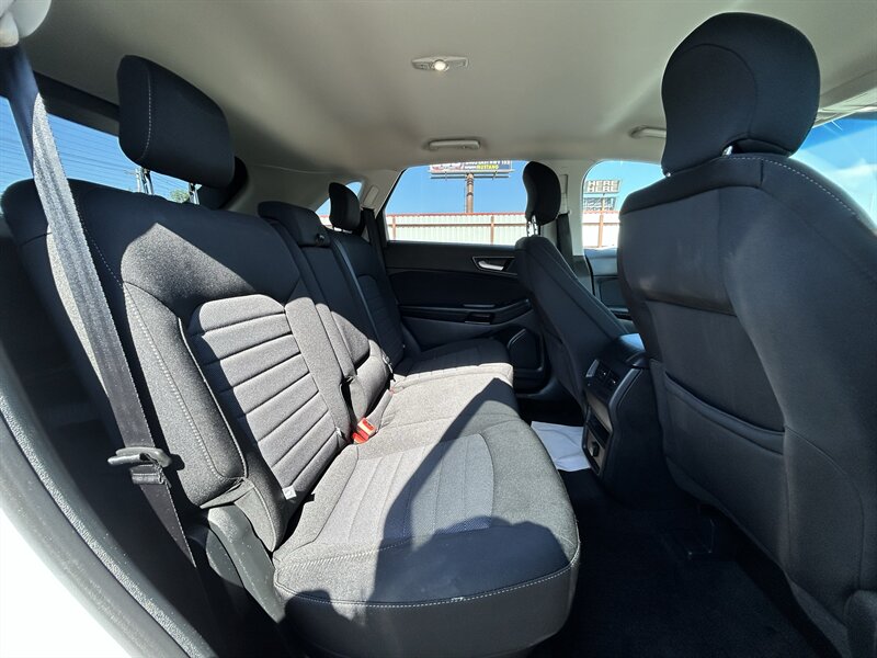 2018 Ford Edge SE - Photo 19 - Oklahoma City, OK 73112