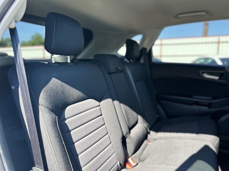 2018 Ford Edge SE - Photo 17 - Oklahoma City, OK 73112