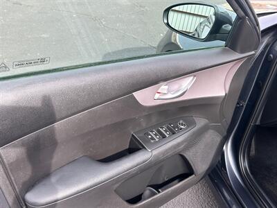 2024 Kia Forte LX - Photo 9 - Oklahoma City, OK 73112