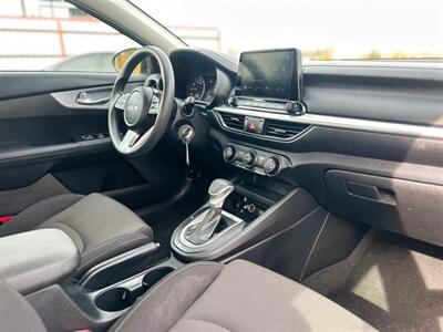 2024 Kia Forte LX - Photo 17 - Oklahoma City, OK 73112
