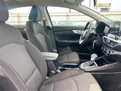 2024 Kia Forte LX - Photo 15 - Oklahoma City, OK 73112
