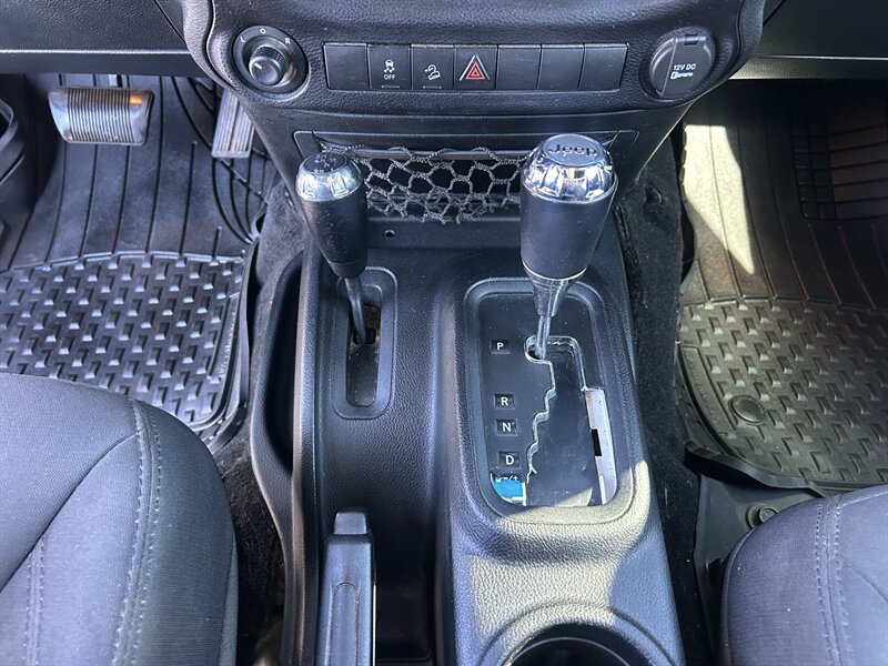 2016 Jeep Wrangler Unlimited Sport - Photo 16 - Oklahoma City, OK 73112