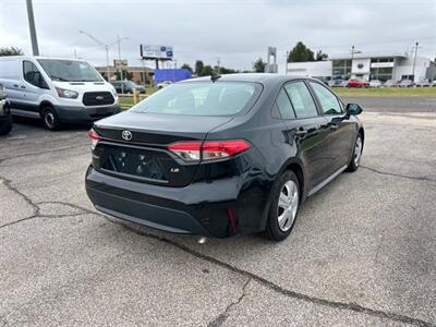 2021 Toyota Corolla LE   - Photo 4 - Oklahoma City, OK 73112