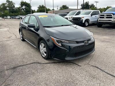 2021 Toyota Corolla LE   - Photo 2 - Oklahoma City, OK 73112