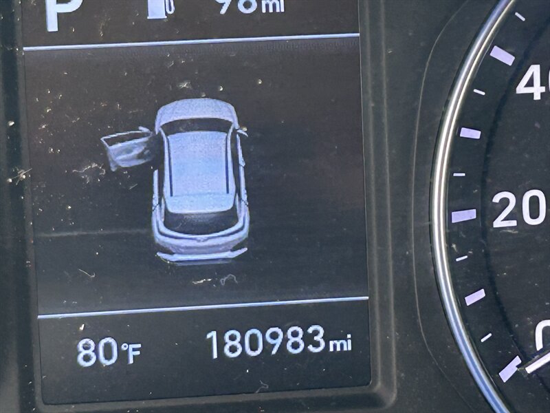 2019 Hyundai KONA SE - Photo 11 - Oklahoma City, OK 73112