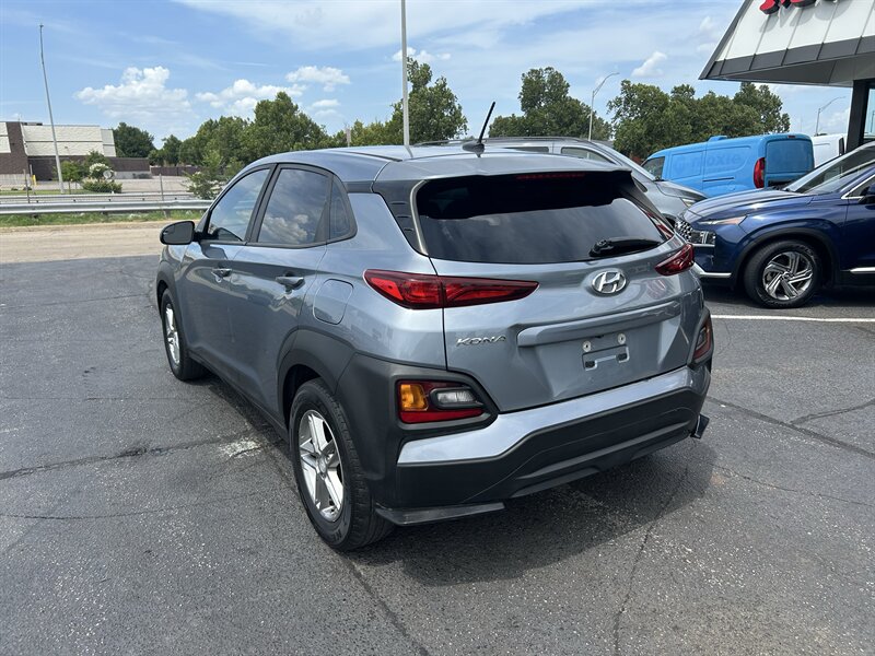 2019 Hyundai KONA SE - Photo 8 - Oklahoma City, OK 73112