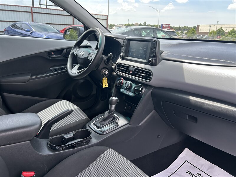 2019 Hyundai KONA SE - Photo 22 - Oklahoma City, OK 73112