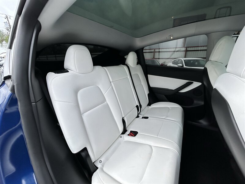 2021 Tesla Model Y Long Range - Photo 13 - Oklahoma City, OK 73112