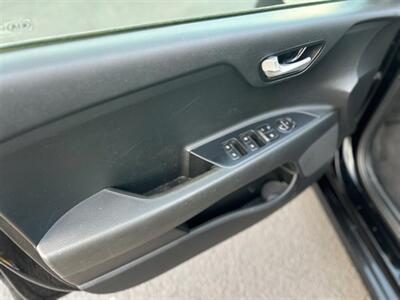 2019 Kia Rio S   - Photo 9 - Oklahoma City, OK 73112