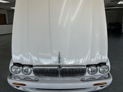 2002 Jaguar XJ8 Vanden Plas - Photo 34 - Oklahoma City, OK 73112