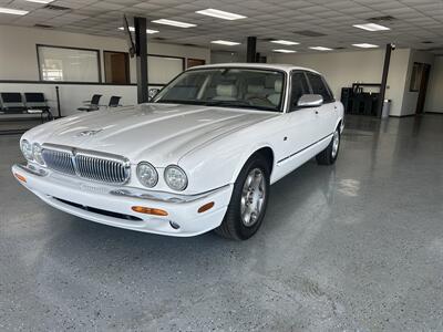 2002 Jaguar XJ8 Vanden Plas Sedan